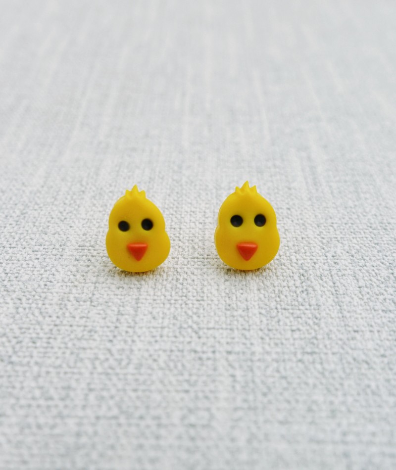 Chick Stud Earrings 