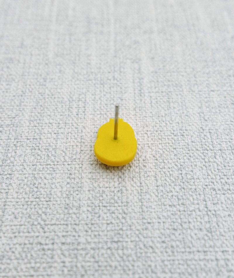 Chick Stud Earrings 