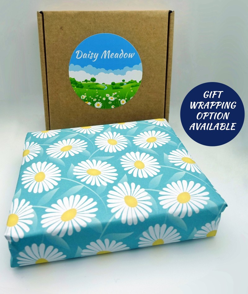 Daffodil Stud Earrings 