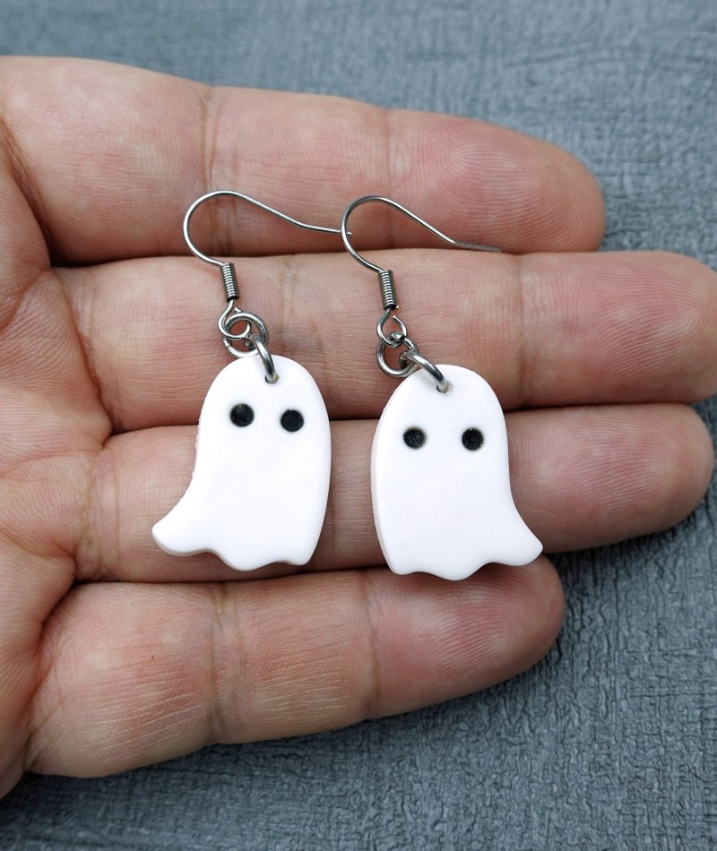 Spooky Ghost Earrings 