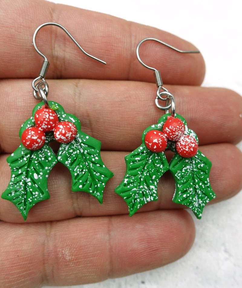 Christmas Holly Earrings 
